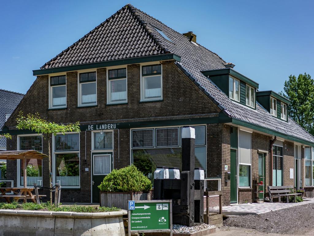 Groepsaccommodatie voor 20 personen (op Boetiekpark de Kas, Scherpenzeel, Friesland)